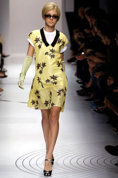 Look 1